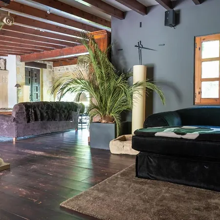 Villa Secret Retreat By Fidalsa